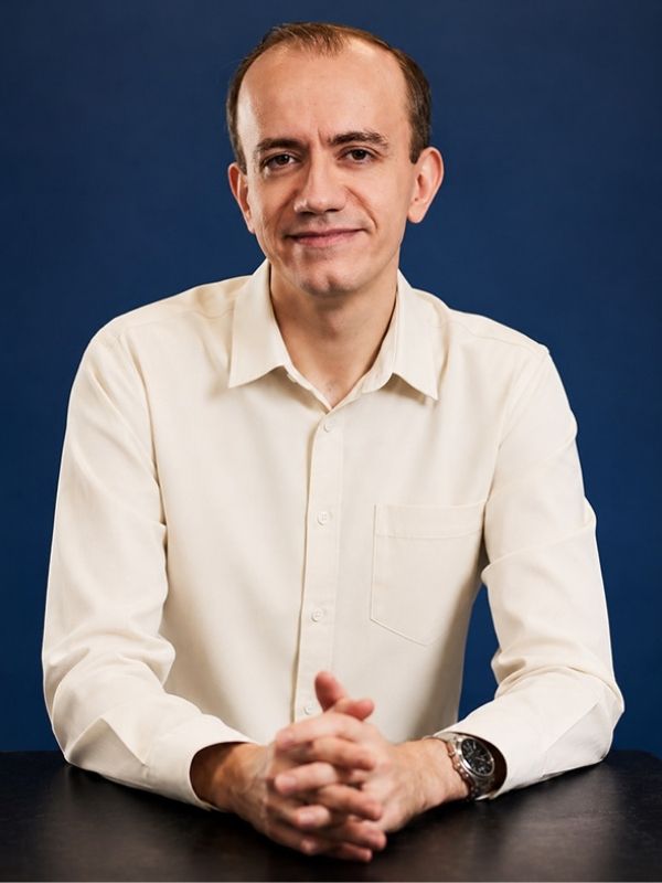 Mark Milgrew Hero 2 (600 px by 800 px)